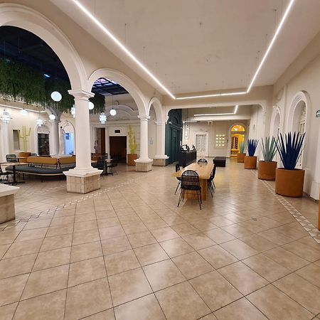 Hotel Real De Castilla Nuovo Guadalajara Bagian luar foto