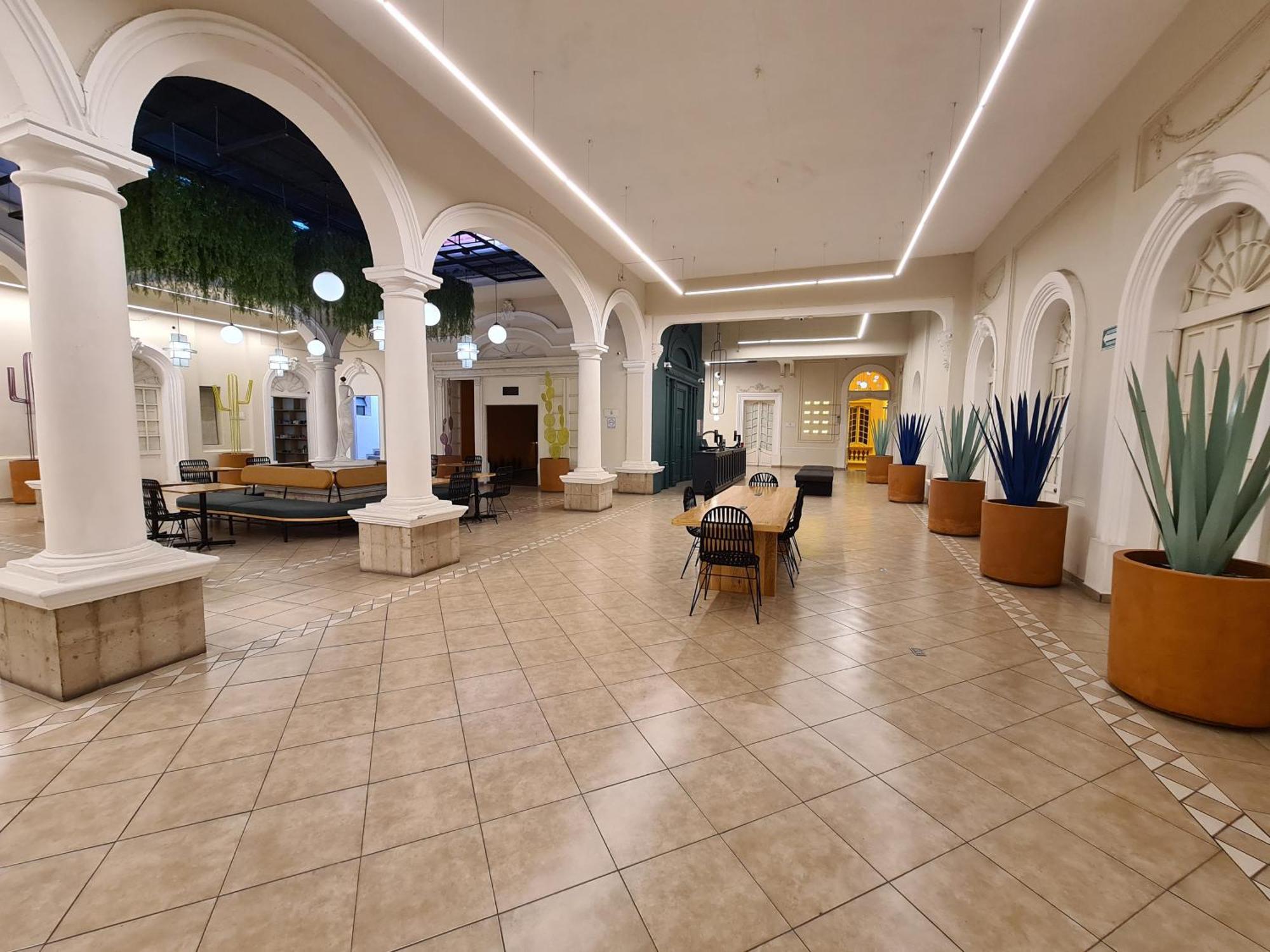 Hotel Real De Castilla Nuovo Guadalajara Bagian luar foto